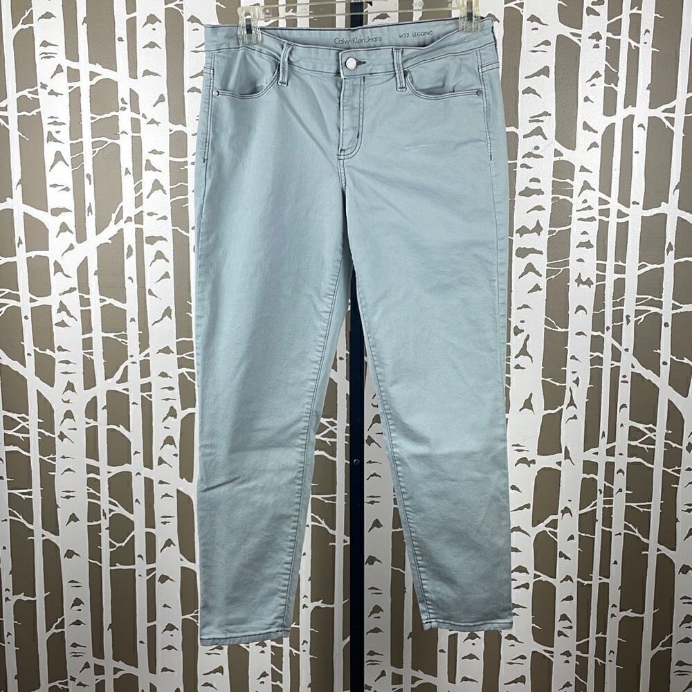Calvin Klein Grayish Light Green Distressed Wash Denim Legging W32